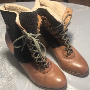 Sam Edelman Tara two tone Bootie size 10